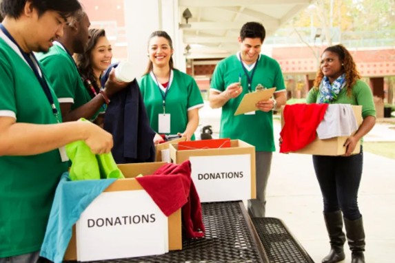 Organiser une collecte solidaire dans un établissement